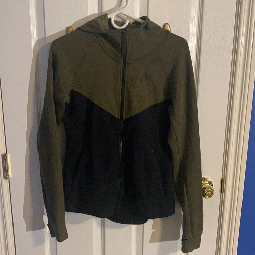 Nike zip up